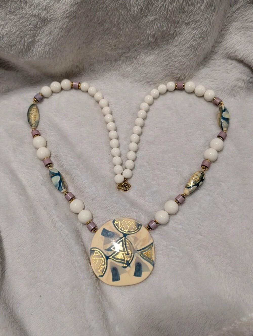 VINTAGE Art to Wear Abstract Disc Pendant Beaded Necklace